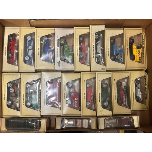 2107 - A large collection of Matchbox Models of Yesteryear model vehicles, all boxed (34)