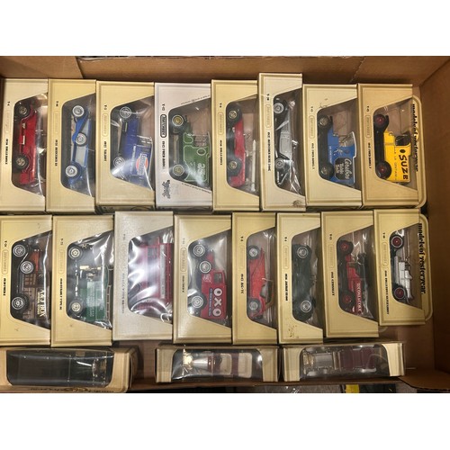 2107 - A large collection of Matchbox Models of Yesteryear model vehicles, all boxed (34)
