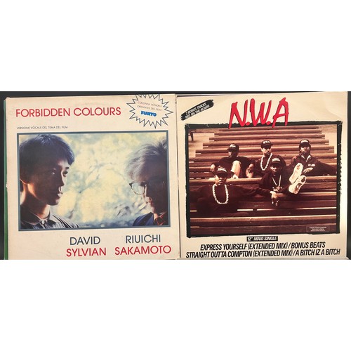 2113 - Twenty-two vinyl LPs and 12” singles, Aretha Franklin, Michael Jackson, Marvin Gaye, Yes, Joni Mitch... 