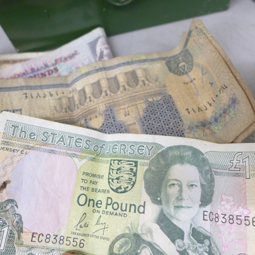 2079 - A collection of British and foreign coins and some foreign banknotes