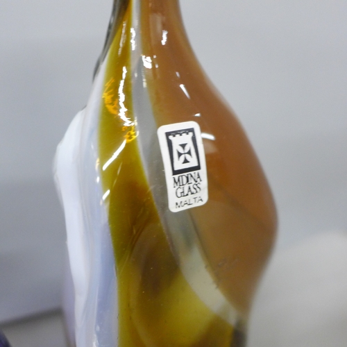 2090 - A collection of glassware including Mdina, Hadeland, Mtarfa, Holmegaard, Isle of Wight, Norwegian an... 