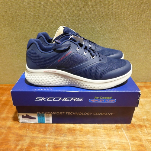 air cooled memory foam trainers