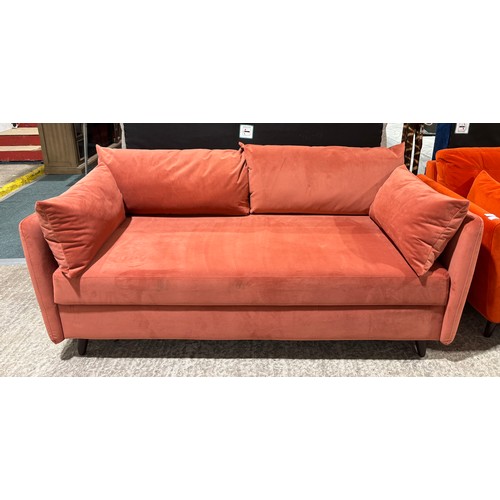 Lot 3013      