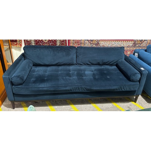 Lot 3020      