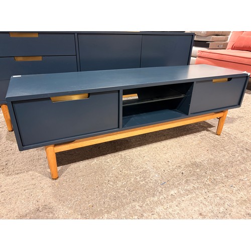 Lot 3084      