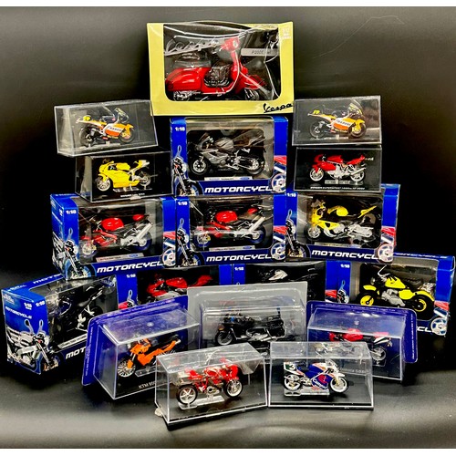 2115 - Nineteen die-cast model motorcycles, scooters, (mainly motorcycles, one Vespa)