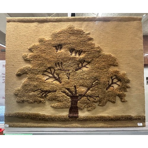 2120 - A rugwork wall hanging depicting an oak tree, Major Oak, 120cm wide