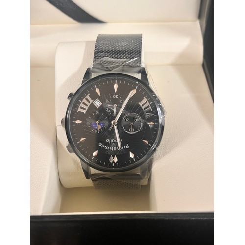 2125 - Sixteen gentleman's wristwatches, boxed