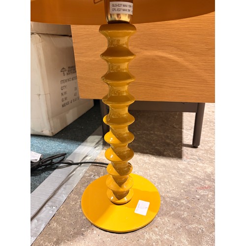 3133 - A yellow ribbed table lamp
