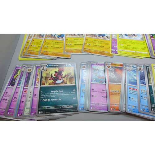 2255 - A very large collection of over 800 Pokémon cards, includes Holographic and Rares