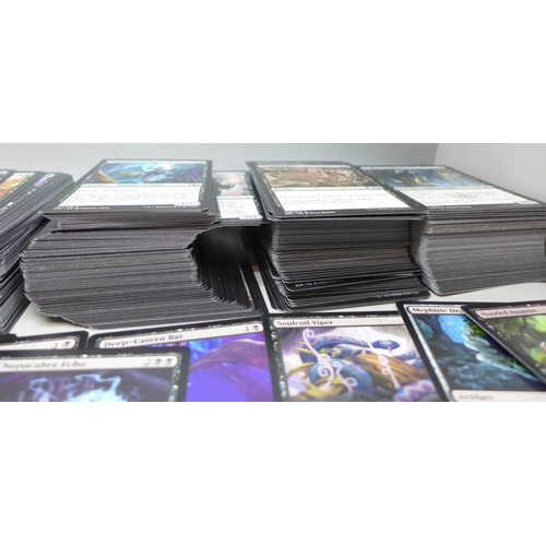 2263 - A large collection of Magic The Gathering cards (MTG), approximately 800 cards
