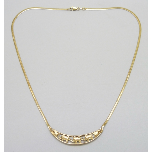 7048 - A 9ct gold elephant design necklace, 6.3g, 42cm