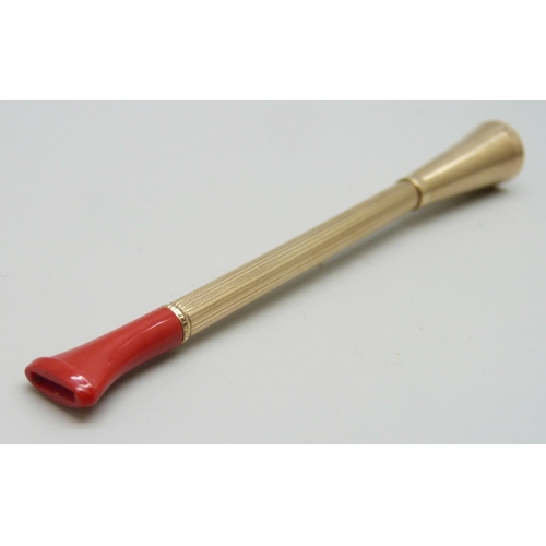7050 - A 9ct gold cheroot holder, 9.2g, 10.2cm