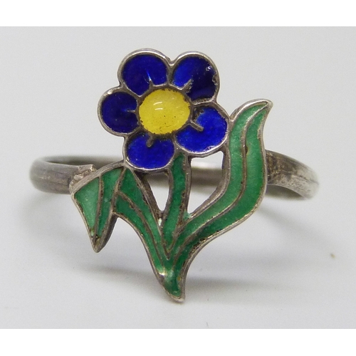 Lot 7053      