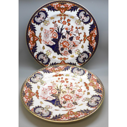 2013 - A pair of large Royal Crown Derby 383 pattern plates, seconds