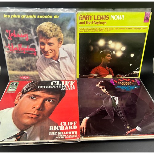 8504 - Large collection of assorted vinyl LP records to include Liza Minnelli, Barbara Windsor, David Soul,... 
