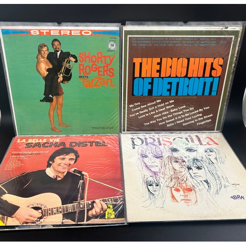 8504 - Large collection of assorted vinyl LP records to include Liza Minnelli, Barbara Windsor, David Soul,... 