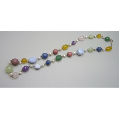 Lot 7055      