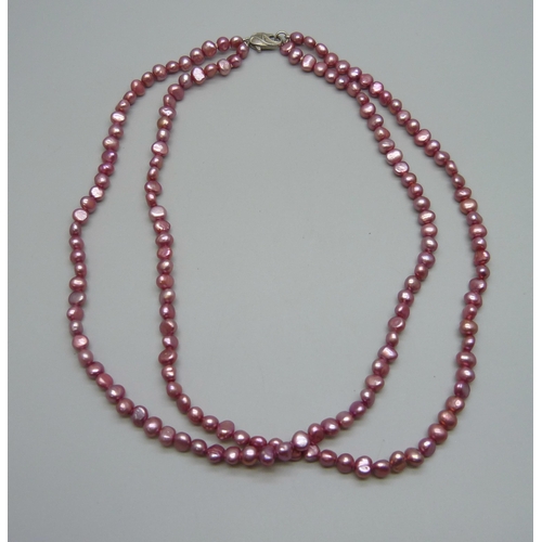 7074 - A Honora pink pearl two strand necklace with a silver clasp, 40g, 45.5cm