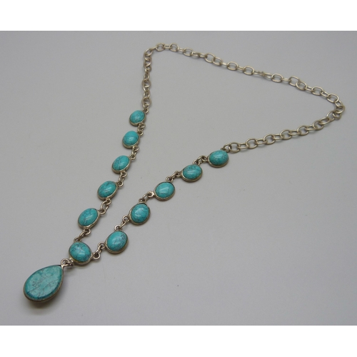 7093 - A silver and cabochon turquoise drop necklace, 17g, 45cm