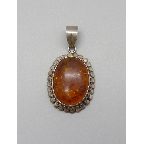 Lot 7148      