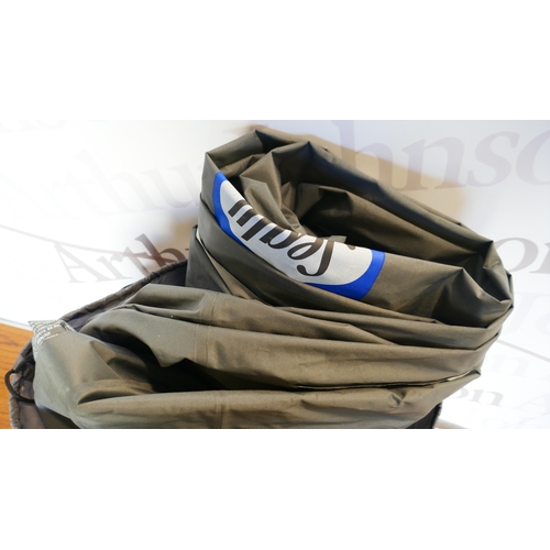 6018 - A Sealy Fortech airbed with built in pump  (381-323) *This lot is subject to VAT