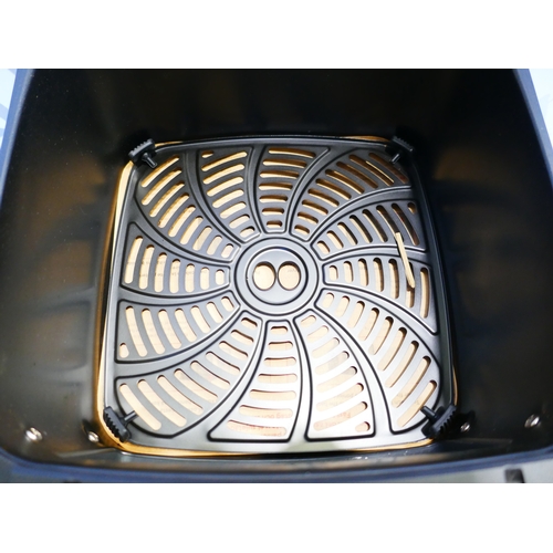 6033 - A Gourmia air fryer  (381-390) *This lot is subject to VAT