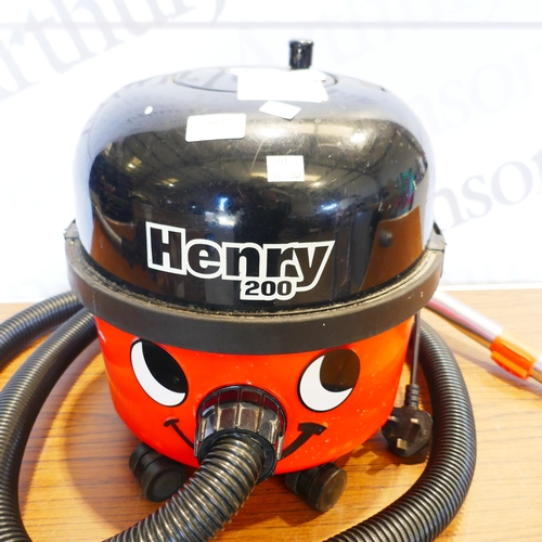 6042 - A Henry micro hi-flo vacuum, original RRP £139.99 + VAT (381-342) *This lot is subject to VAT