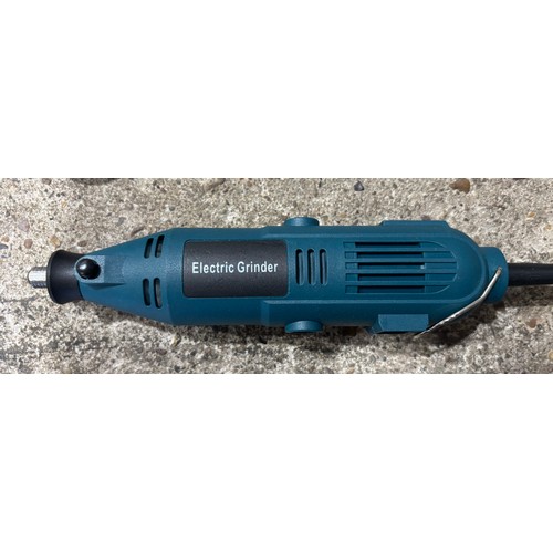6011 - An electric grinder (SP16240392-21) *This lot is subject to VAT