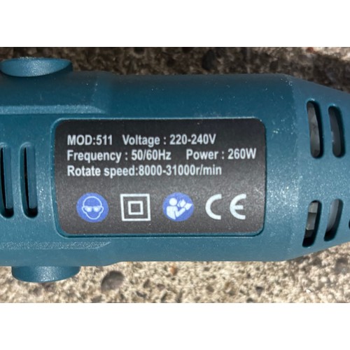 6011 - An electric grinder (SP16240392-21) *This lot is subject to VAT