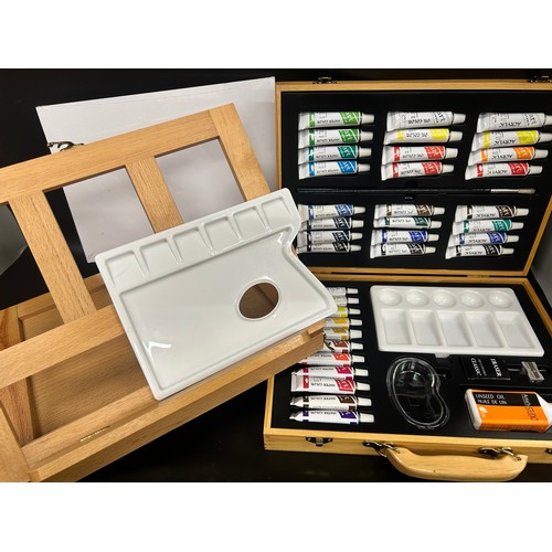Two boxed artists sets