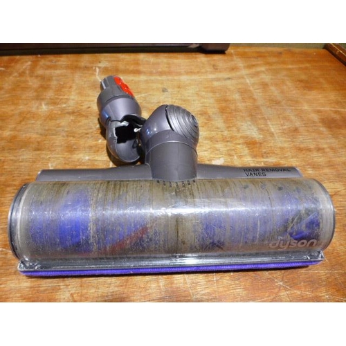 A Dyson V8 Advanced stick vacuum cleaner (damaged head), original RRP £ ...