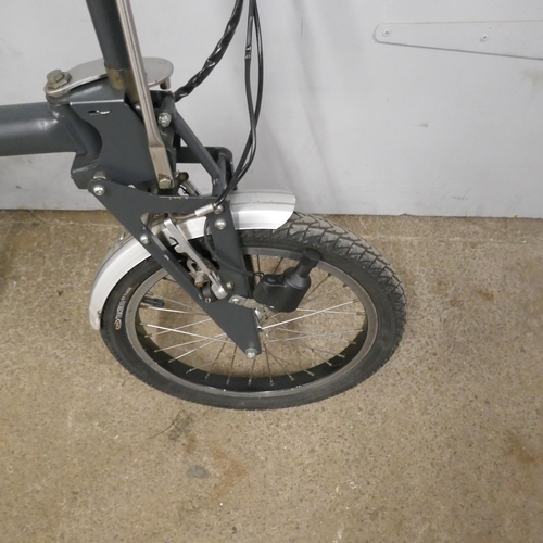 5059 - A Di Blasi lightweight folding City Bike * Authority recovered