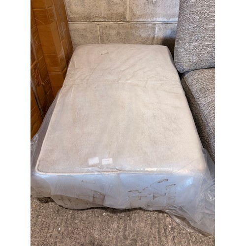Lot 3072      