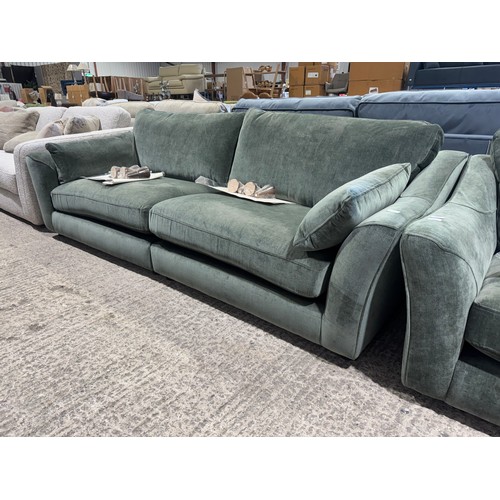 Lot 3015      