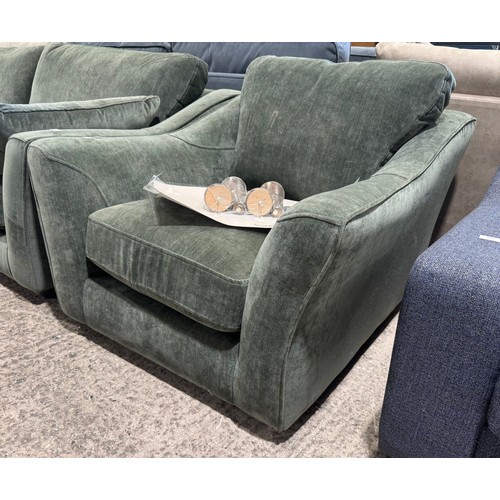 Lot 3016      