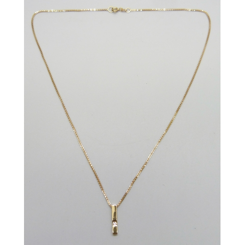 7010 - An Italian 18ct gold and diamond pendant on a 9ct gold chain, total weight 3.7g, chain 41cm