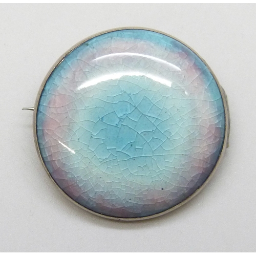 Lot 7039      