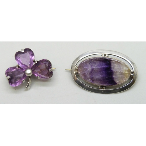 Lot 7049      