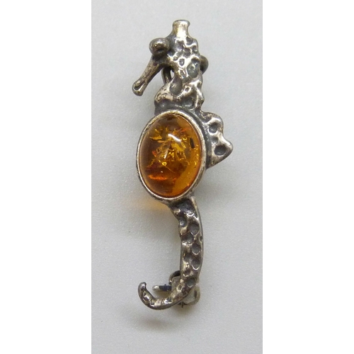 Lot 7063      