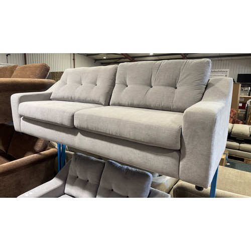 Lot 3011      
