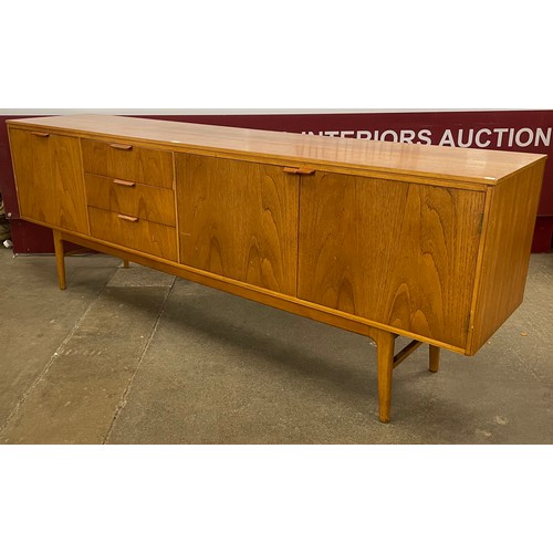Lot 4         