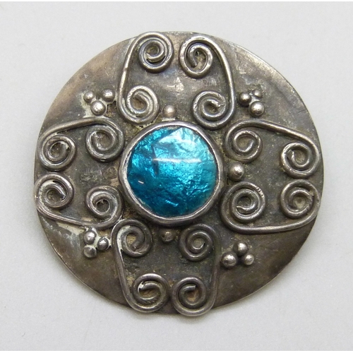 Lot 7096      