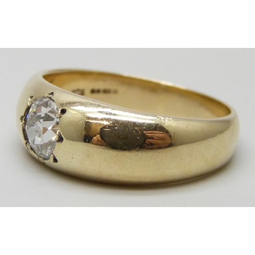 7179 - A gentleman's 9ct gold old cut diamond solitaire ring, approximately 1ct, fracture to diamond, 7.7g,... 