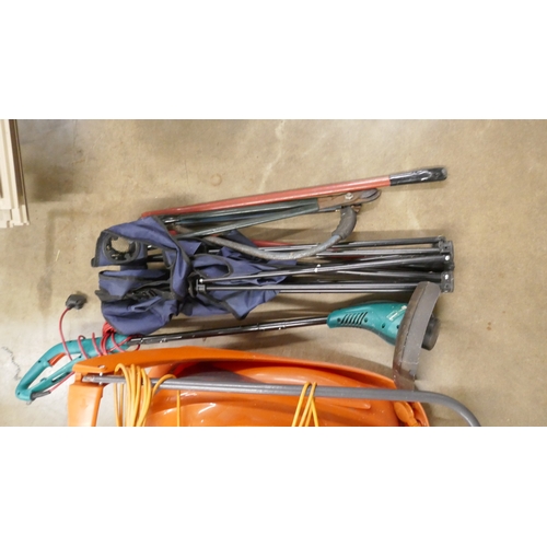A quantity of garden tools including a Flymo Hover Vac 280 electric ...
