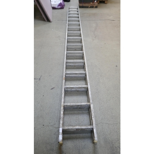 A 16 rung double aluminium ladder