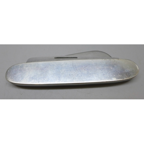 7332 - A silver mounted pocket knife with two blades - curved and saw, Rodgers, Sheffield, hallmarked Londo... 