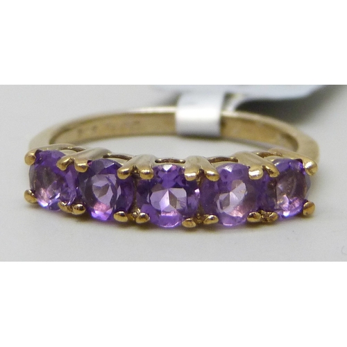 7103 - A TGGC silver gilt amethyst 5 stone ring, N