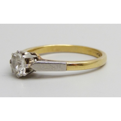 7135 - An 18ct gold and platinum diamond solitaire ring, 3.2g, N/O