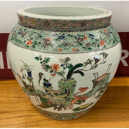 208 - A large Chinese famille verte porcelain jardiniere, 37cm h